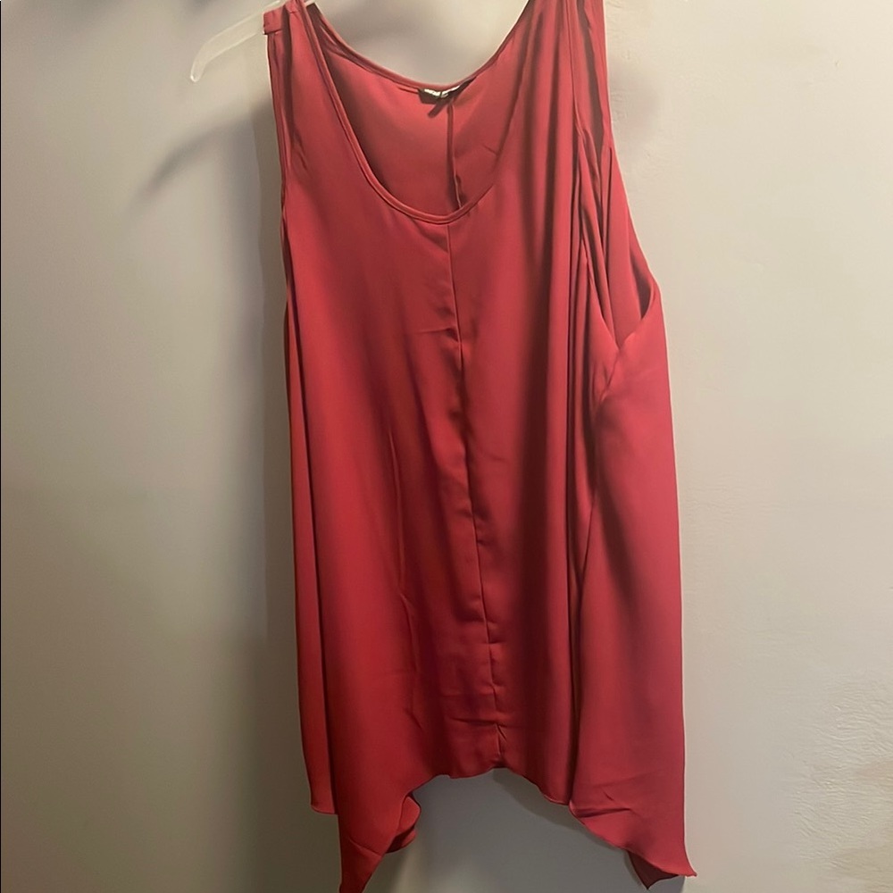 Women's Red Sleeveless Top